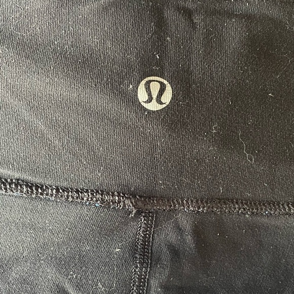 Reversible lululemon leggings - Picture 3 of 6
